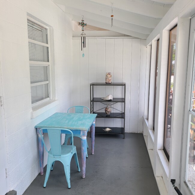 10117 Cortez Rd W unit 1, Bradenton, FL 34210 - photo 2