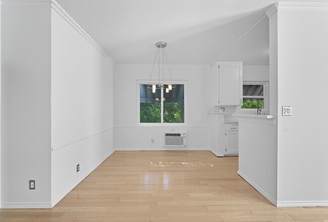 1929 Tamarind Ave unit 12, Los Angeles, CA 90068 - photo 6