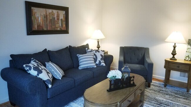 7710 Plainfield Rd unit Shared Apt1, Cincinnati, OH 45236 - photo 7