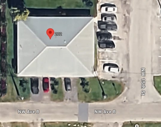 202 NW 15th St unit 202, Belle Glade, FL 33430 - photo 2