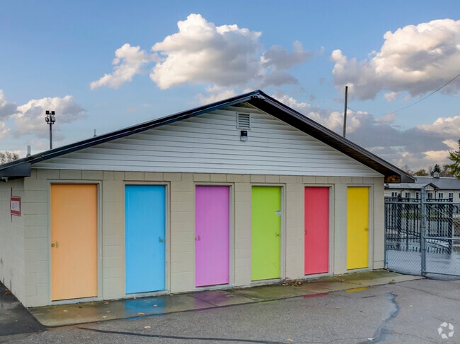 You can find a splash of color at the Eastern Michigan State Fair.