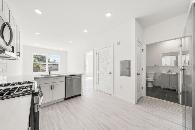 51 E Main St unit 205, Bergenfield, NJ 07621 - photo 7