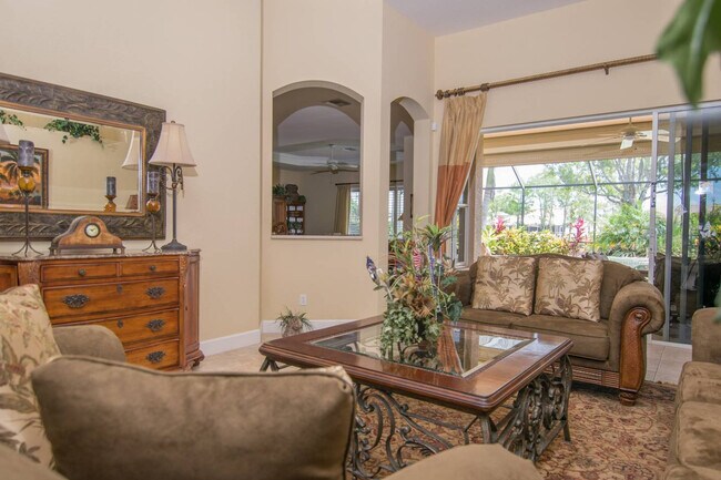 8978 Mustang Island Cir unit ID1049684P, Naples, FL 34113 - photo 3