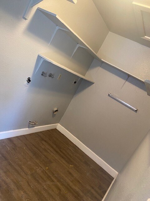 520 N Prospect St unit Aces, Porterville, CA 93257 - photo 3