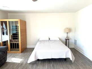 8773 Elsing Green Dr, Manassas, VA 20112