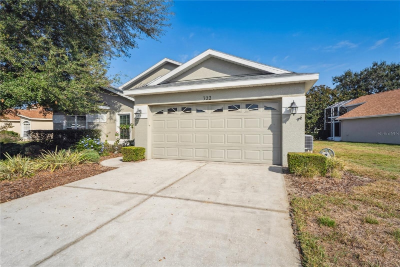322 Greenwich Cir, Spring Hill, FL 34609 - photo 1