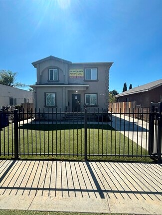 834 1/2 E 77th St, Los Angeles, CA 90001