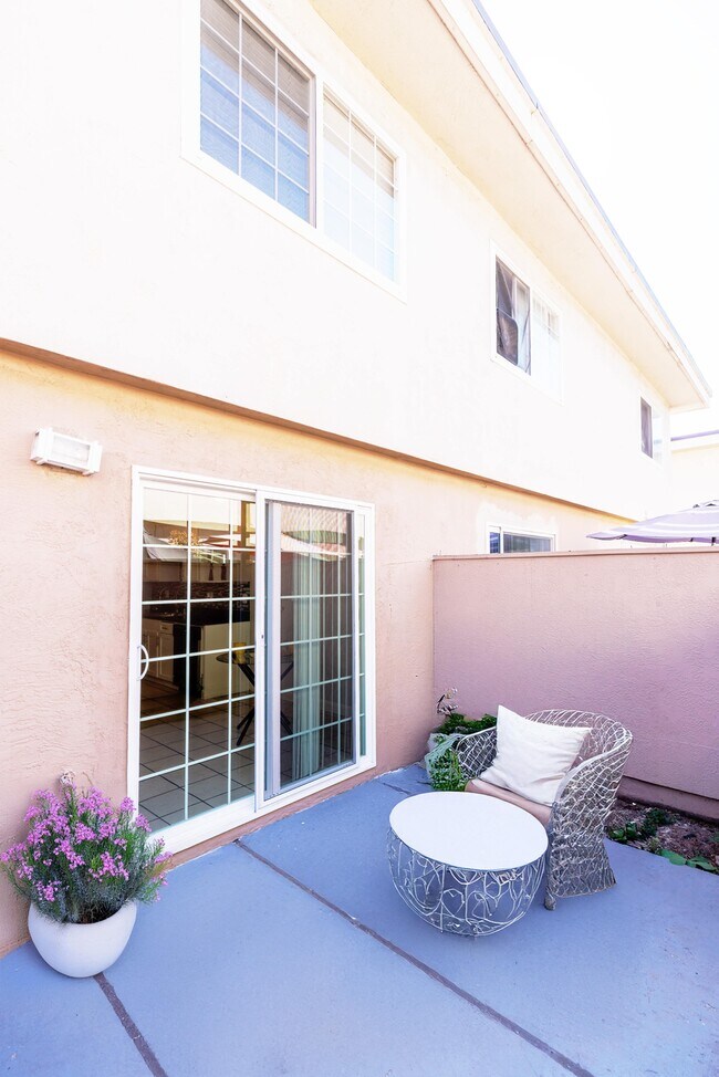 Whitman Villa Townhomes, Hayward, CA 94544 - photo 6