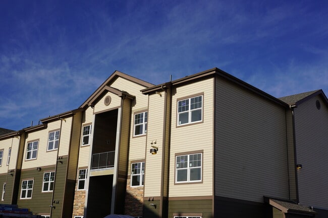 Bentley Commons, Colorado Springs, CO 80910 - photo 2