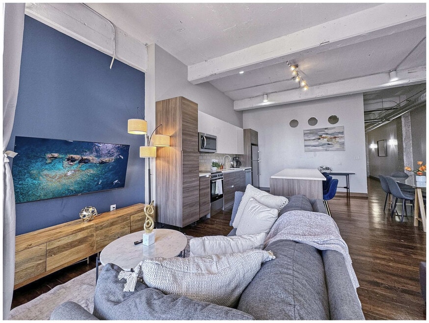 555 Evergreen St unit ID1075579P, Dallas, TX 75201 - photo 1