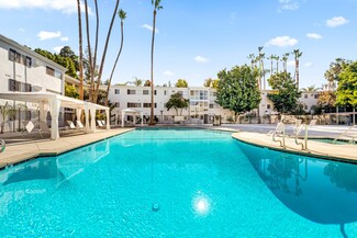 15353 Weddington St, Sherman Oaks, CA 91411