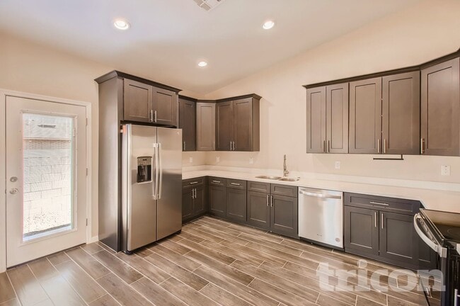 4411 S 19th St, Phoenix, AZ 85040 - photo 4