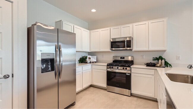 23407 W Bloch Rd, Buckeye, AZ 85326 - photo 4