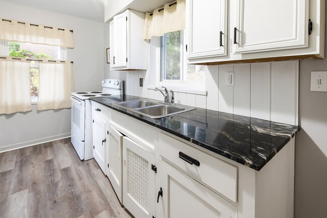 1411 Brinton Rd unit ID1351673P, Pittsburgh, PA 15221 - photo 2