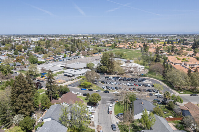 Leimbach Elementary School illustrates it's size and position in the neighborhood.