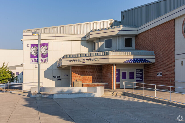 Pasco Senior High School