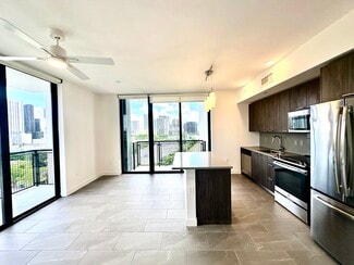 1945 NW 3rd Ave Unit B28, Miami, FL 33136