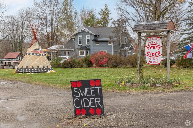 Red Barrel Cider Mill is a picturesque family-owned business on Boston State Road.