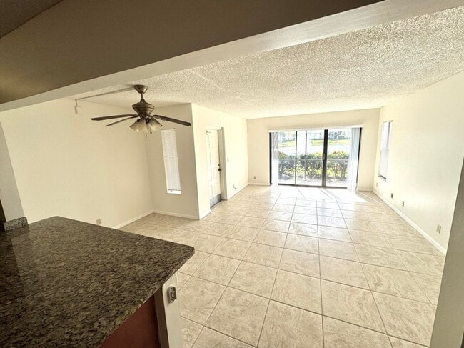 1119 Green Pine Blvd, West Palm Beach, FL 33409 - photo 3