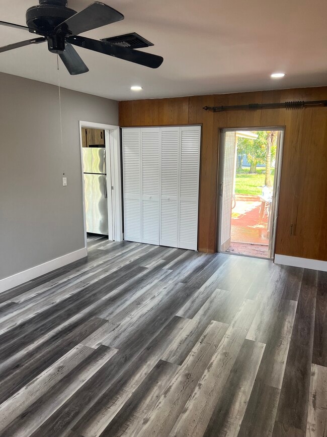 7179 SW 22nd Place, Davie, FL 33317 - photo 3