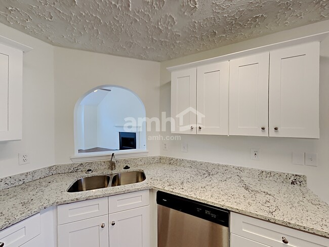 4618 Noah Overlook W, Acworth, GA 30101 - photo 4