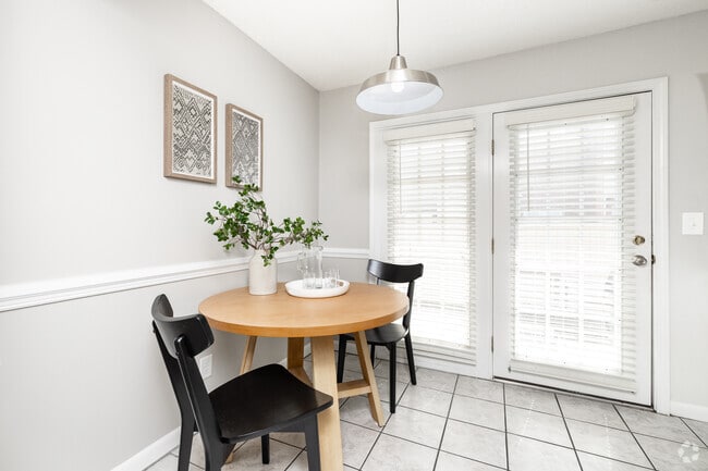 Yester Oaks, Mobile, AL 36608 - photo 5