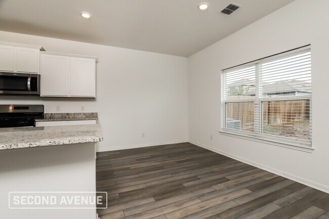 10935 Juliette Pass, Converse, TX 78109 - photo 7