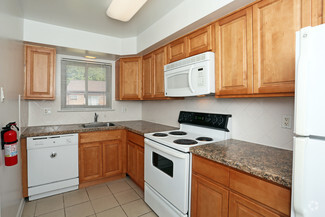 2835 Century Ln, Bensalem, PA 19020