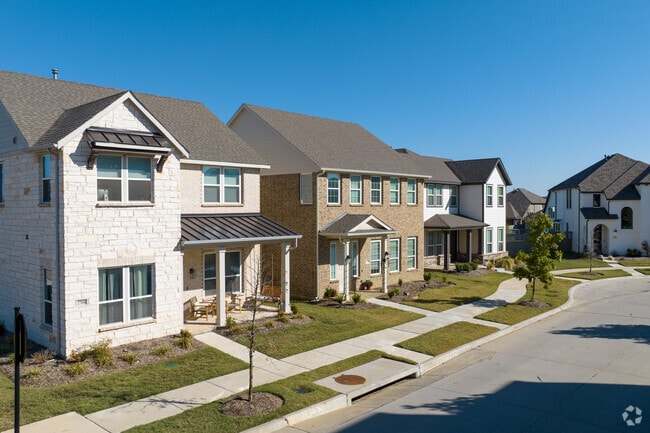 Contemporary homes with spacious layouts are rising across Northlake.