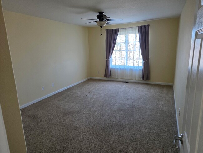 7514 S Quatar Way, Aurora, CO 80016 - photo 5