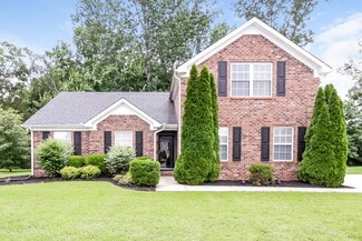 2013 St Andrews Dr, Murfreesboro, TN 37128