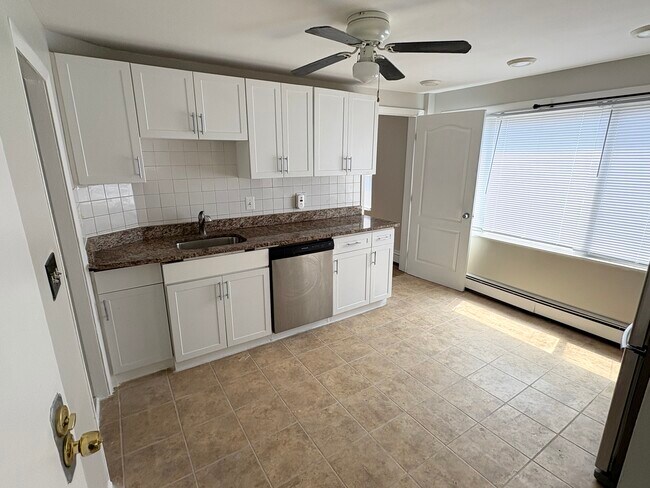 110 Sciarappa St unit 2, Cambridge, MA 02141 - photo 2