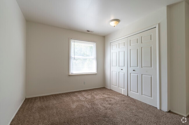 2BR, 1BA - 750SF - Bedroom 1