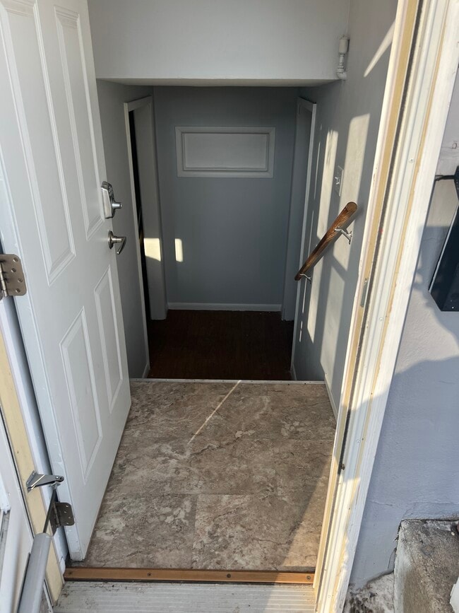 306 5th St NW unit 306, Valley City, ND 58072 - photo 2