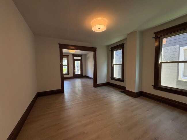 Dining / Center Rm