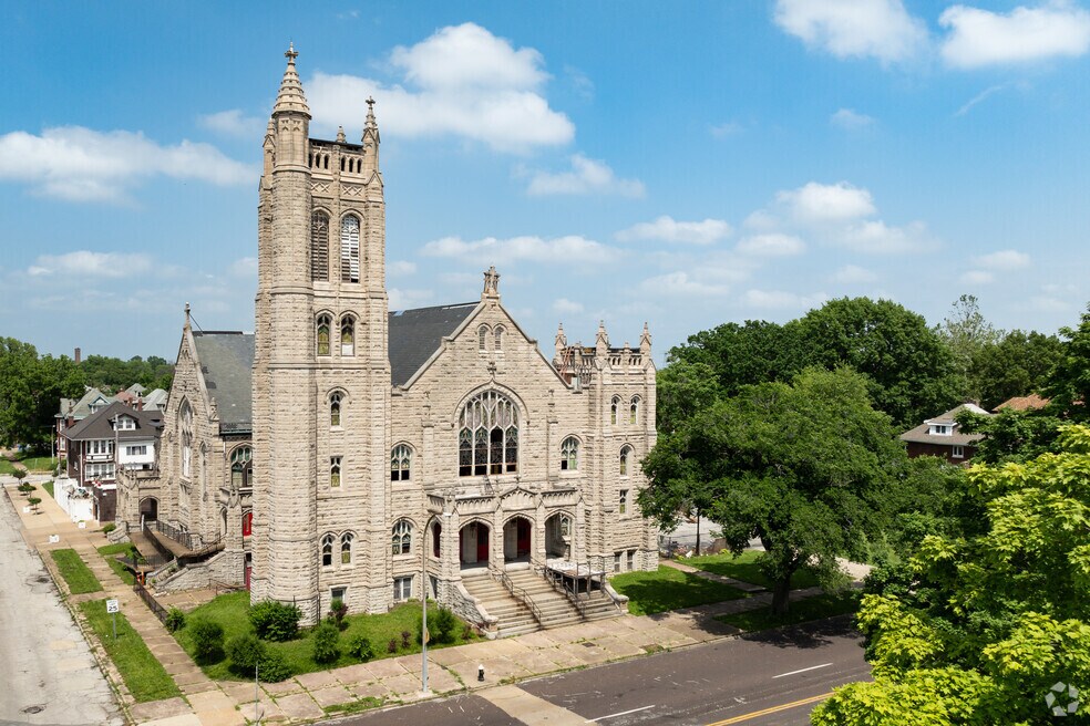 NH_Jeff-Vander-Lou_506449_P2_Final_JJ_06122024