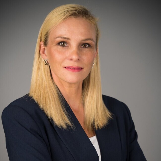 Agent Photo