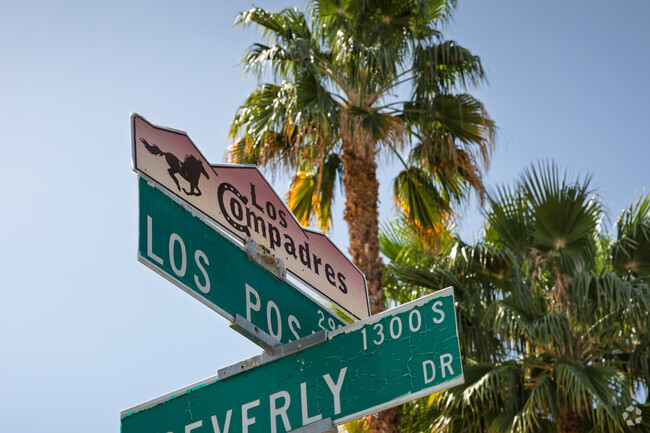 Los Compadres residents enjoy year-round warm desert weather.