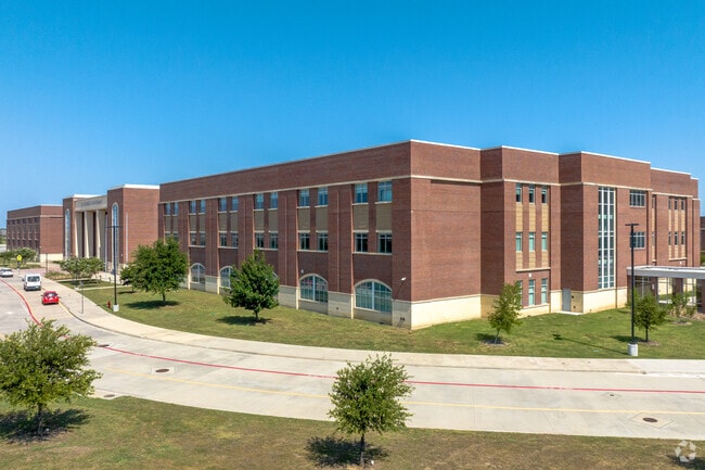 V. R. Eaton is a large school with over 2,700 students in Hurst.