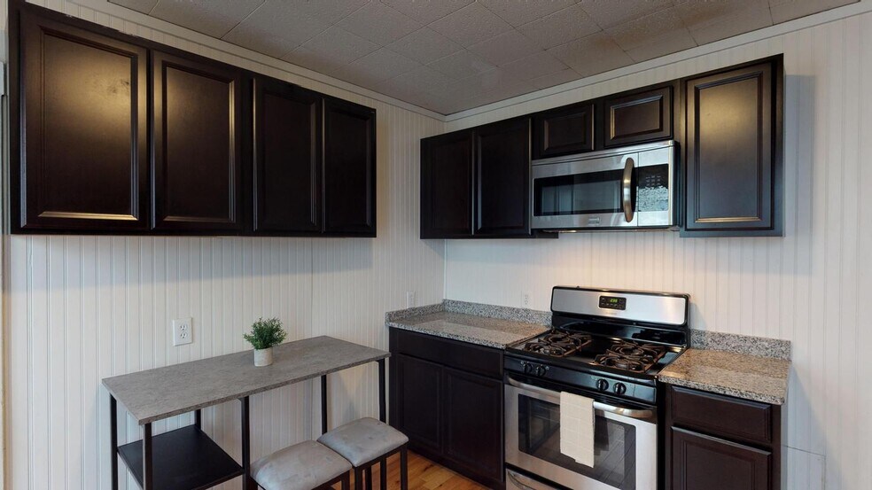 2 Imrie Rd unit 2, Allston, MA 02134 - photo 1