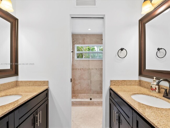 1125 Asturia Ave, Coral Gables, FL 33134 - photo 7