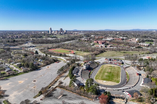 Morningside Manor is just a short distance from all that Downtown Winston-Salem has to offer.