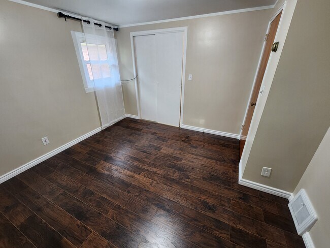 49 Howard Ave unit Right side, Binghamton, NY 13904 - photo 5