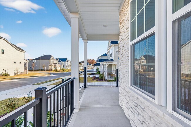 800 Challenger Ln, Knightdale, NC 27545 - photo 5