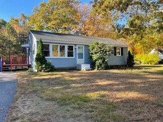 139 Buck St, Gorham, ME 04038