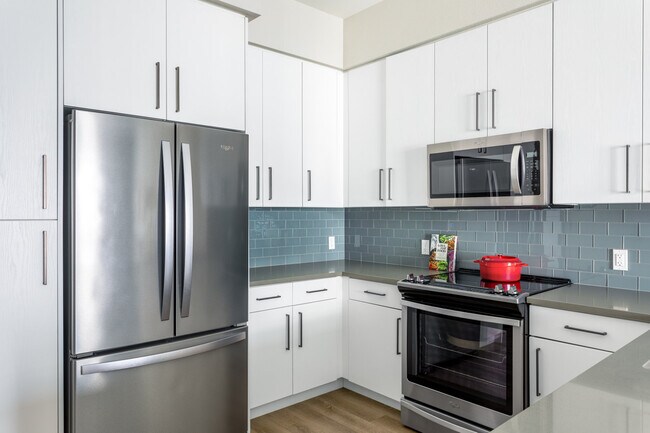 441 El Camino Real unit FL2-ID2130, San Carlos, CA 94070 - photo 6