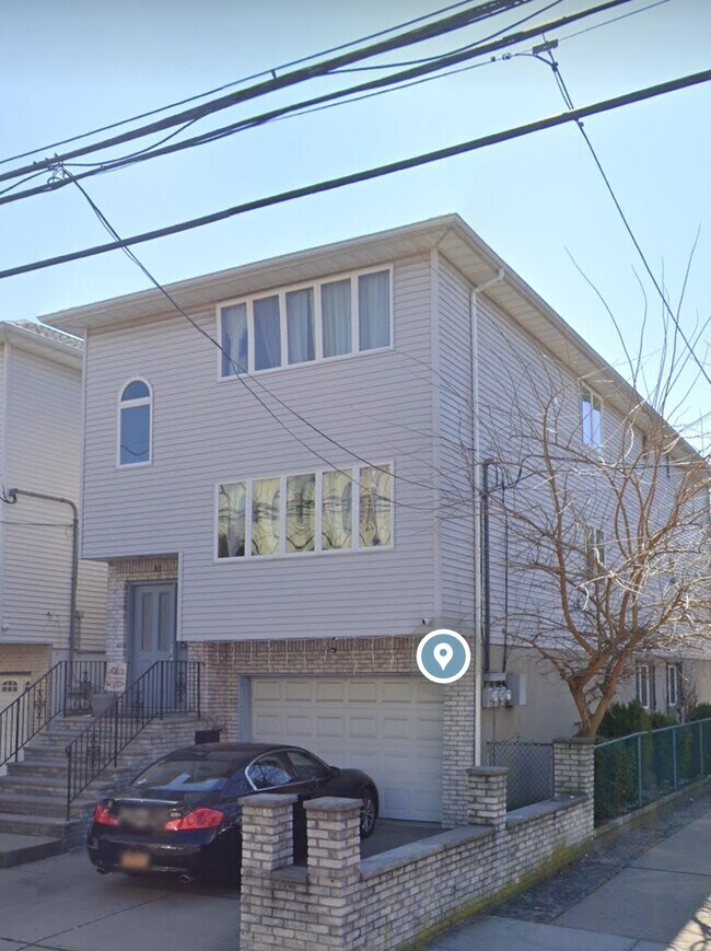 91 Oliver St Unit 1, Newark, NJ 07105