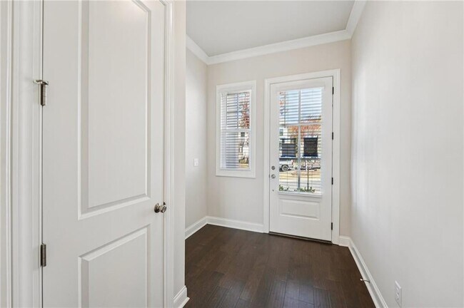 631 Skytop Dr, Cumming, GA 30040 - photo 4