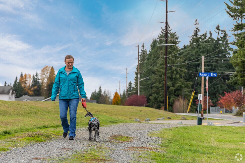 SmokeyPoint_543896_120825_120425_CTB_FINAL