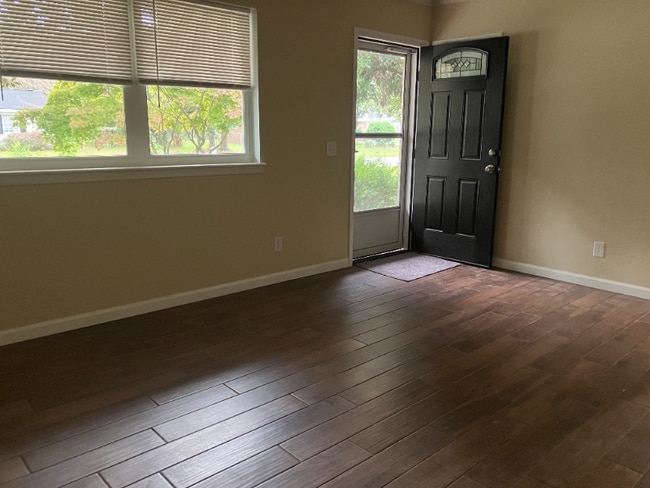 209 Antoinette Dr, Wilmington, NC 28412 - photo 2